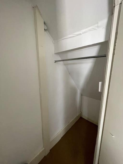 Private Guest Rooms In Tooting Лондон Экстерьер фото